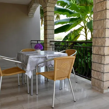 In Porec/istrien 10098 Appartement *